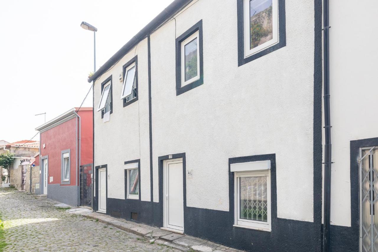 Downtown A Whole House Duplex Designed For Remote Work And Near Metro Lapa Hotel Porto Buitenkant foto