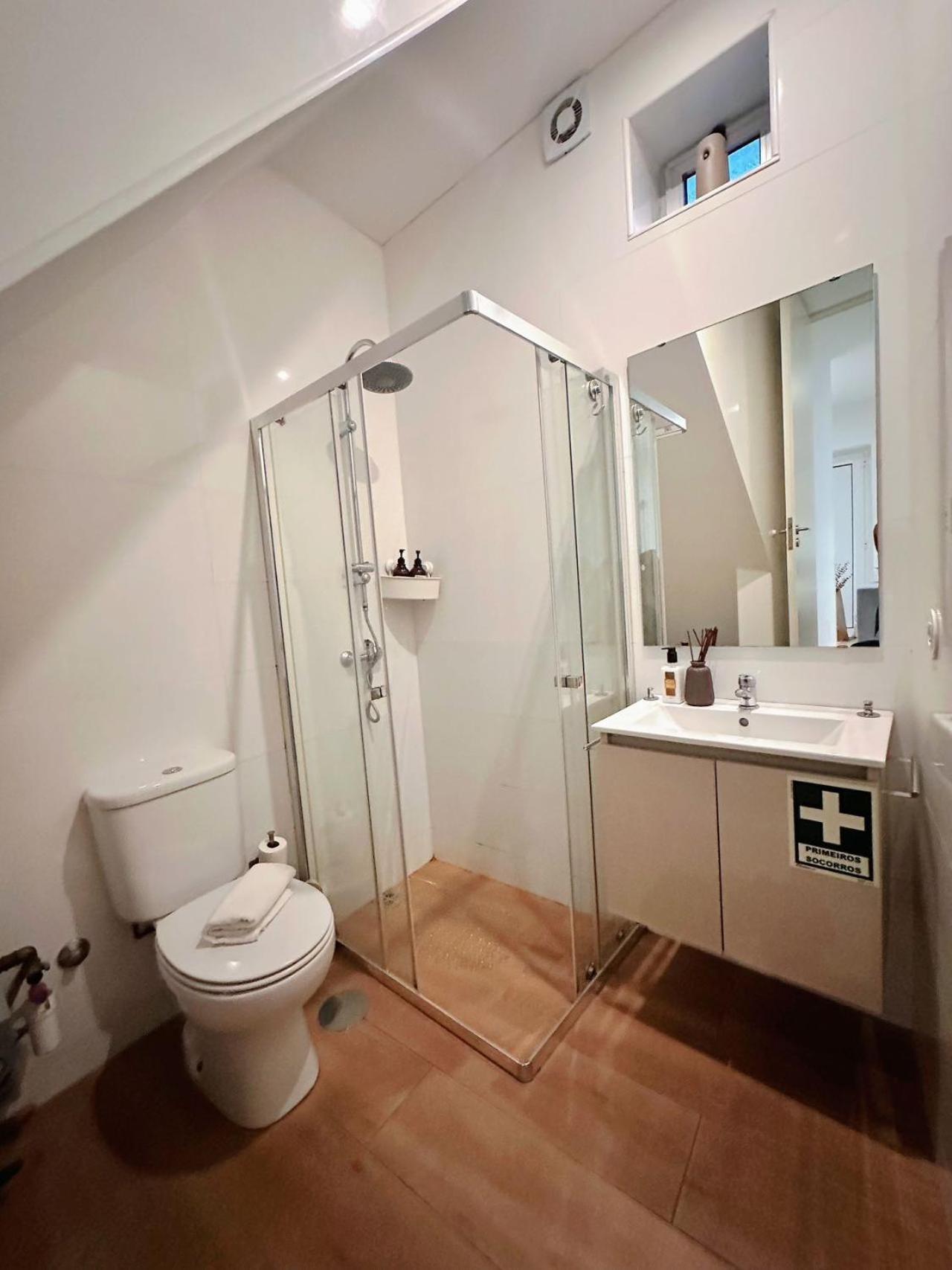 Downtown A Whole House Duplex Designed For Remote Work And Near Metro Lapa Hotel Porto Buitenkant foto