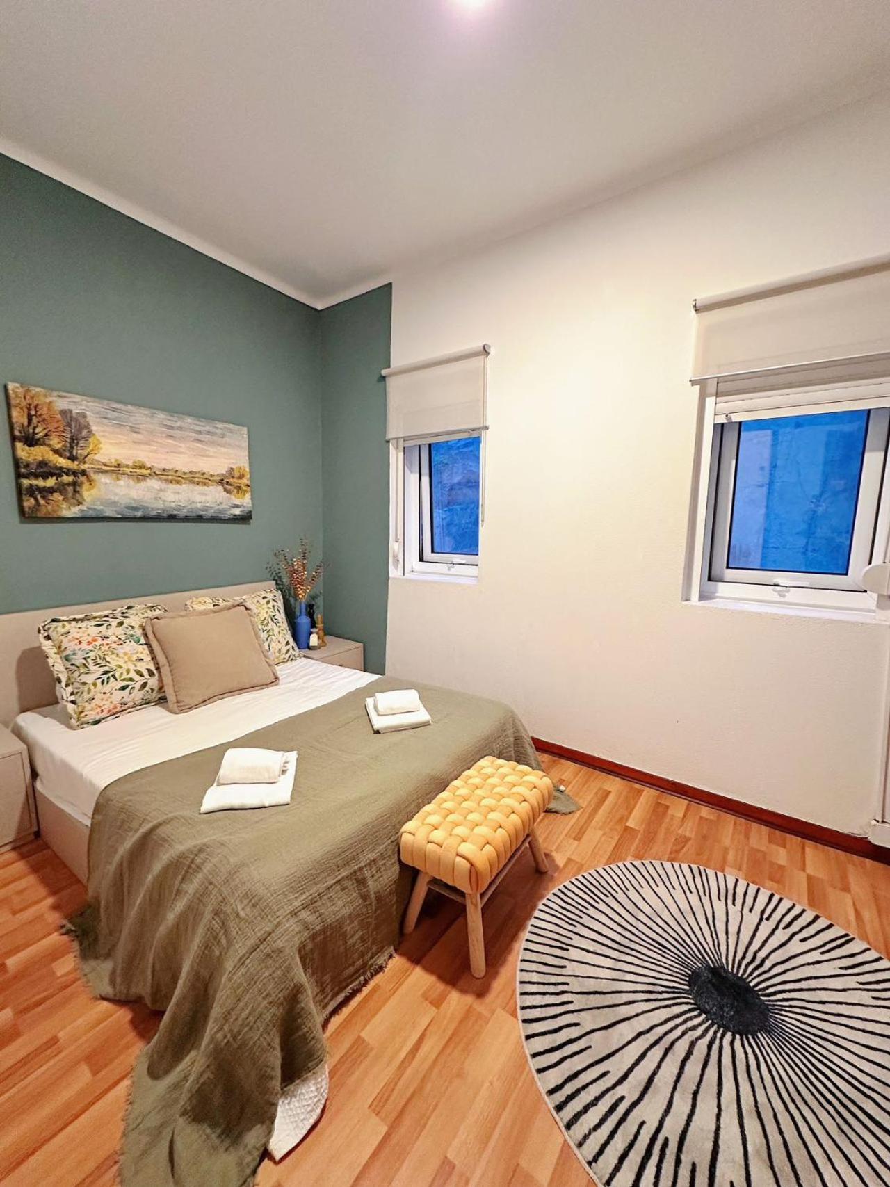 Downtown A Whole House Duplex Designed For Remote Work And Near Metro Lapa Hotel Porto Buitenkant foto